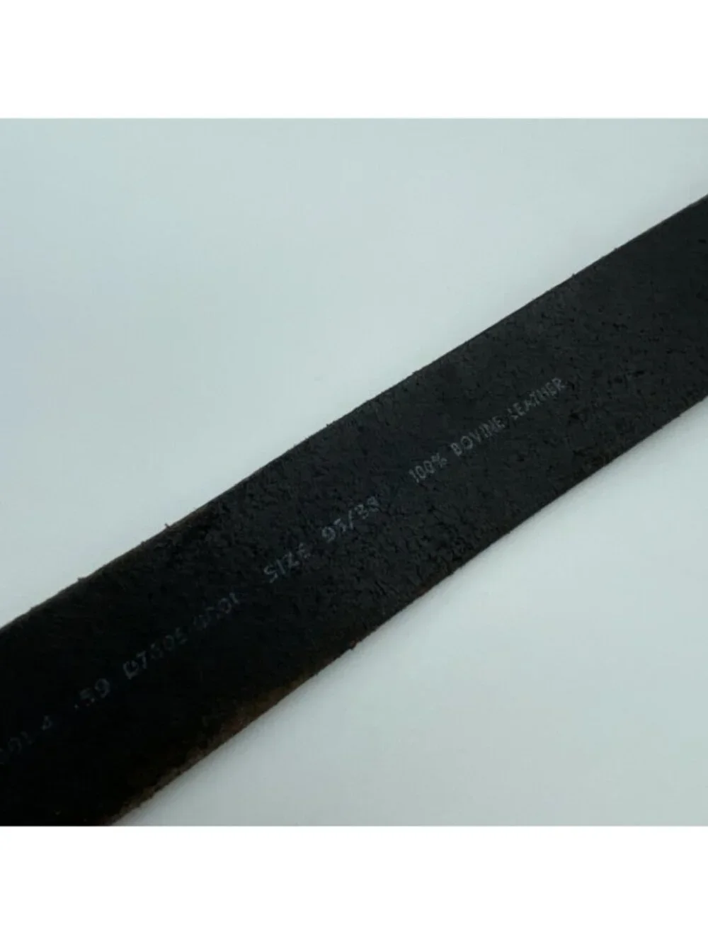 Levi's Black Bovine Leather Belt Size 32-34 Casual Jeans 1.5